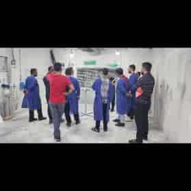 التدريب على طلاء البولي يوريثين